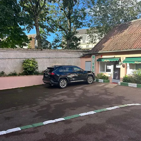 Hotell Hotel Saint - Charles