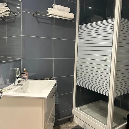 Hotell Hotel Saint - Charles 2*